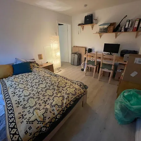 公寓 Like A House - Lovely Maisonette With Cats *