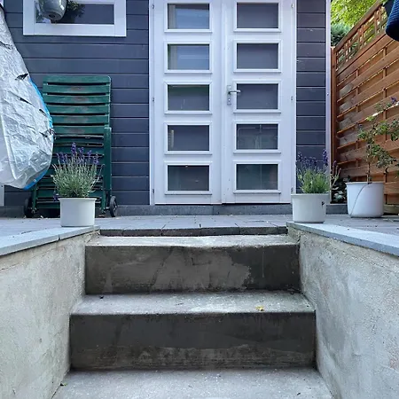 Like A House - Lovely Maisonette With Cats Apartment