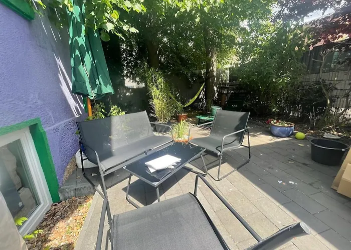 Like A House - Lovely Maisonette With Cats アパート